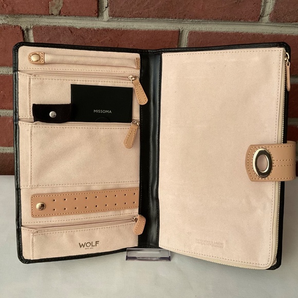 WOLF Est.1834”Chloe”Laser Cut Leather Jewelry Portfolio Case NWOT - Picture 3 of 16